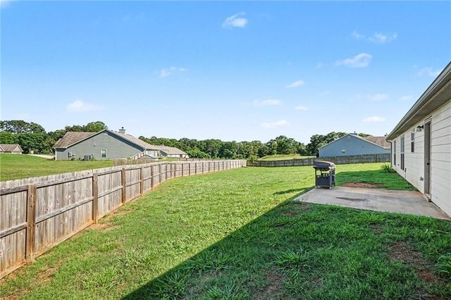 48 Robins Landing, Winder, GA 30680