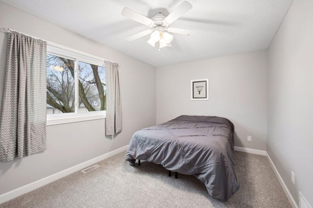 608 Ridge Drive SE, Saint Michael, MN 55376