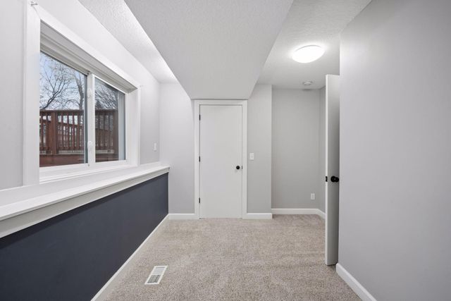 608 Ridge Drive SE, Saint Michael, MN 55376