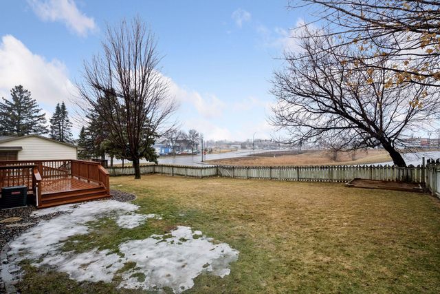 608 Ridge Drive SE, Saint Michael, MN 55376