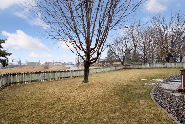 608 Ridge Drive SE, Saint Michael, MN 55376