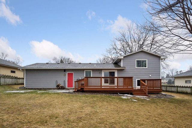 608 Ridge Drive SE, Saint Michael, MN 55376