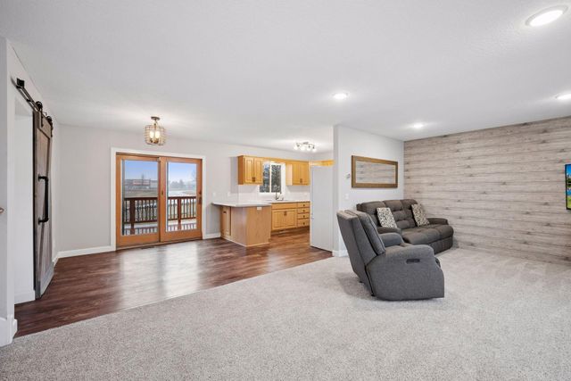 608 Ridge Drive SE, Saint Michael, MN 55376