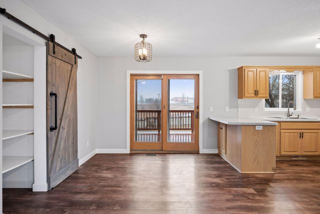 608 Ridge Drive SE, Saint Michael, MN 55376