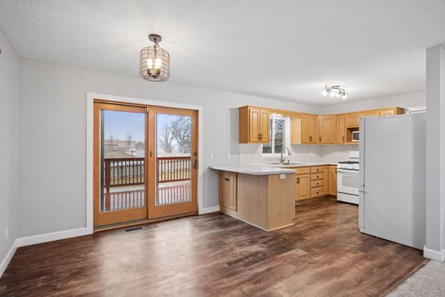 608 Ridge Drive SE, Saint Michael, MN 55376