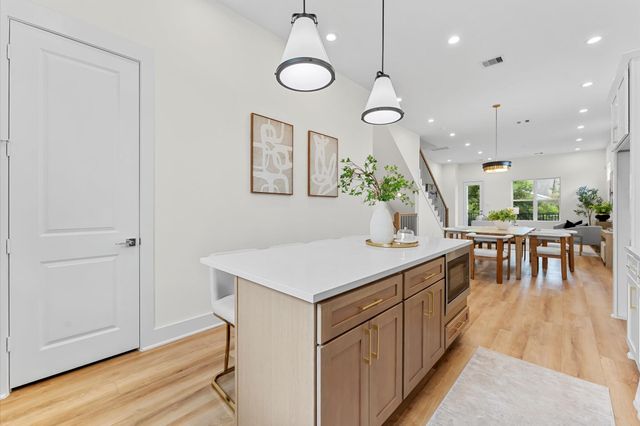 4125 De George Street, Houston, TX 77009