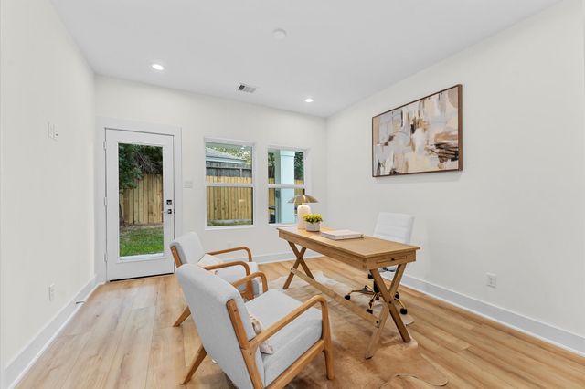 4125 De George Street, Houston, TX 77009