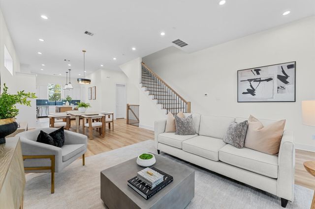 4125 De George Street, Houston, TX 77009