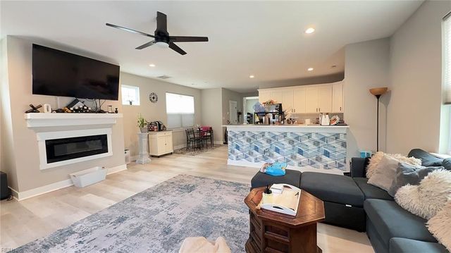 103 S Thalia RD, Virginia Beach, VA 23452