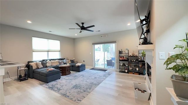 103 S Thalia RD, Virginia Beach, VA 23452