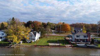 371 E Shore Drive, Whitmore Lake, MI 48189