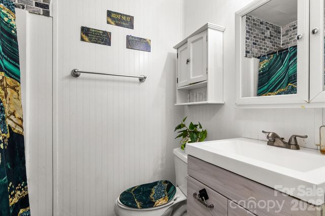 3104 University Drive, Lancaster, SC 29720