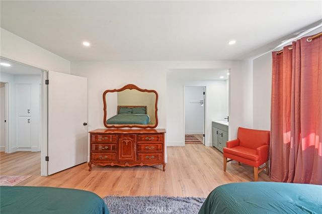 1500 Country Club, Riverside, CA 92506