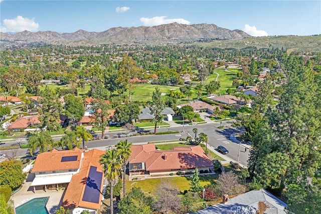 1500 Country Club, Riverside, CA 92506