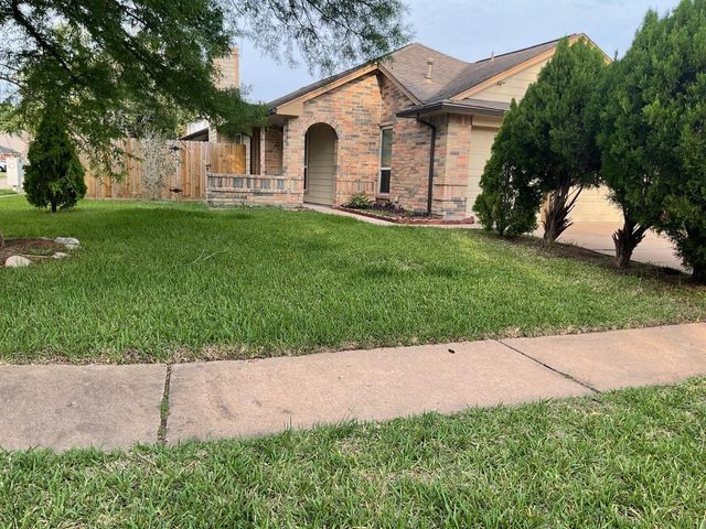 15642 Scenic Haven Drive, Houston, TX 77083