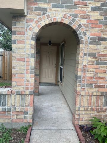 15642 Scenic Haven Drive, Houston, TX 77083
