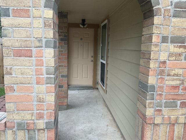 15642 Scenic Haven Drive, Houston, TX 77083
