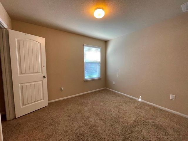 3400 Ortman DR, Pflugerville, TX 78660