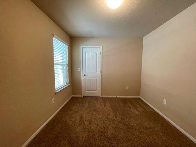 3400 Ortman DR, Pflugerville, TX 78660