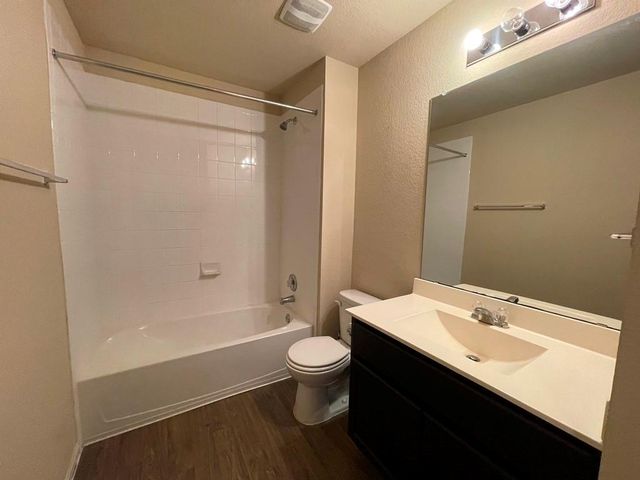 3400 Ortman DR, Pflugerville, TX 78660