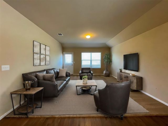 3400 Ortman DR, Pflugerville, TX 78660