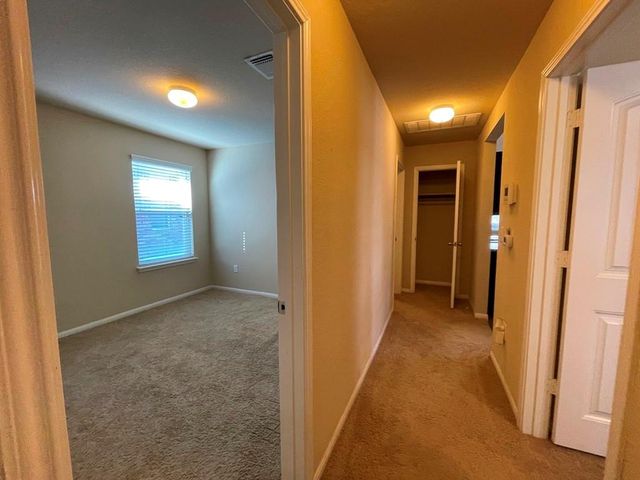 3400 Ortman DR, Pflugerville, TX 78660