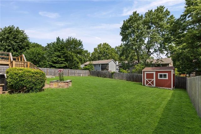 1010 NW Scenic Drive, Grain Valley, MO 64029