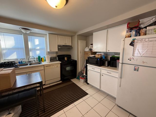 681 Old Highway 8 NW, New Brighton, MN 55112
