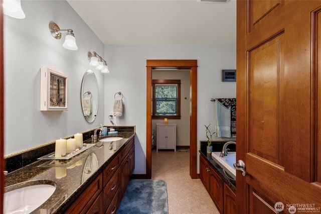 81 N Fawn Drive, Hoodsport, WA 98548