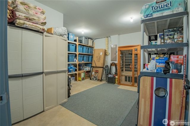 81 N Fawn Drive, Hoodsport, WA 98548