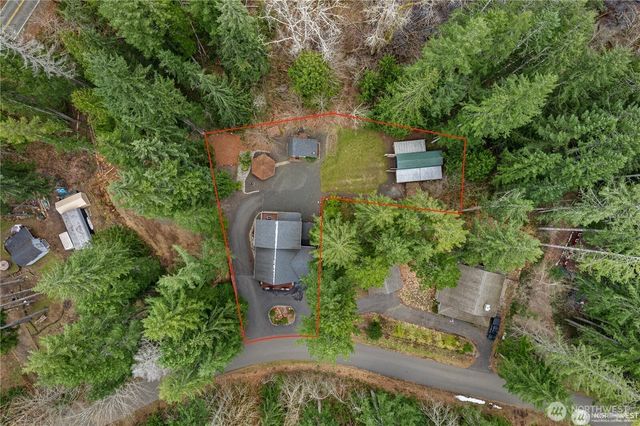 81 N Fawn Drive, Hoodsport, WA 98548