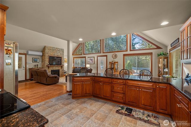 81 N Fawn Drive, Hoodsport, WA 98548