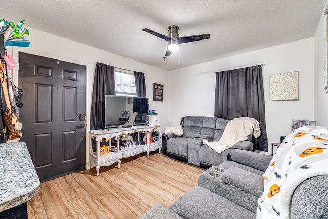 210 W 10th St, San Angelo, TX 76903