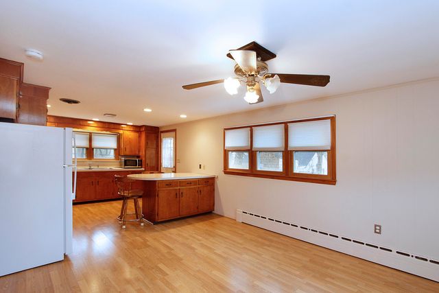 4 Van Bummel Road, Buzzards Bay, MA 02532