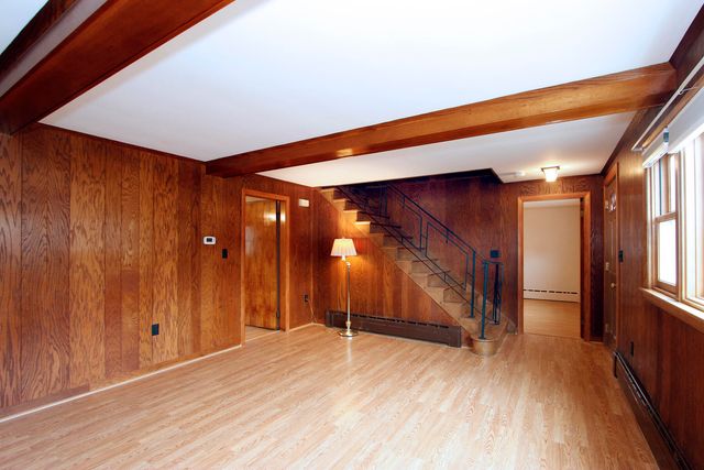 4 Van Bummel Road, Buzzards Bay, MA 02532