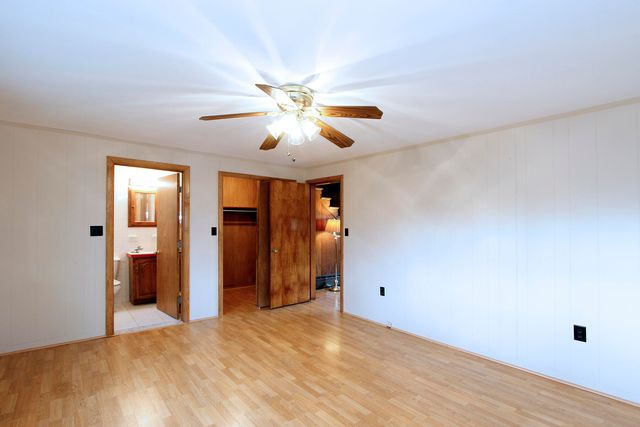 4 Van Bummel Road, Buzzards Bay, MA 02532