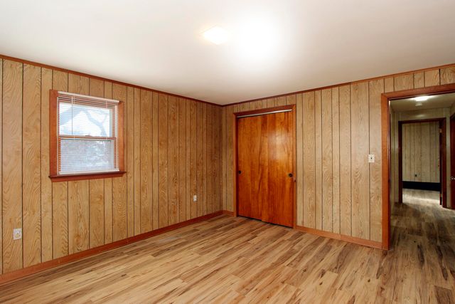 4 Van Bummel Road, Buzzards Bay, MA 02532