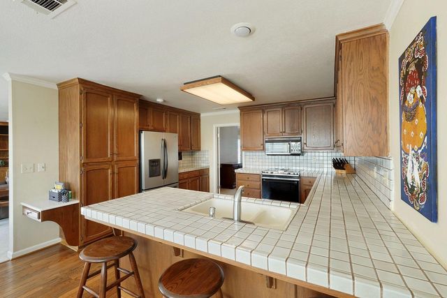 3864 Fourteen Mile Dr, Stockton, CA 95219