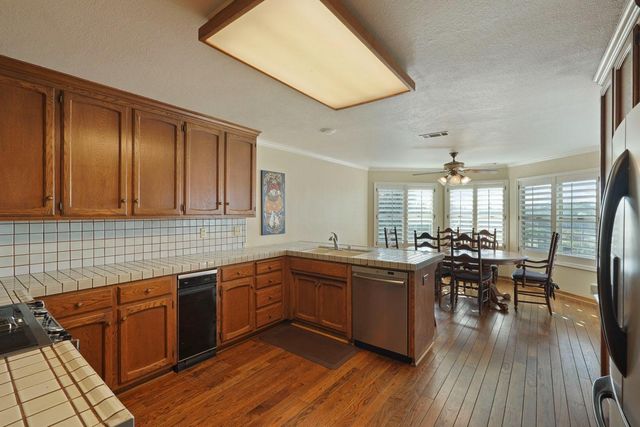 3864 Fourteen Mile Dr, Stockton, CA 95219