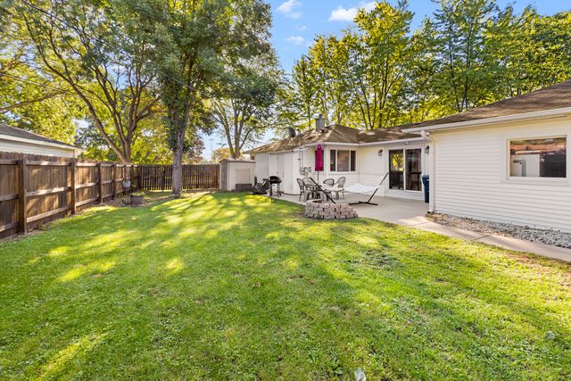 3810 Bobwhite Lane, Rolling Meadows, IL 60008