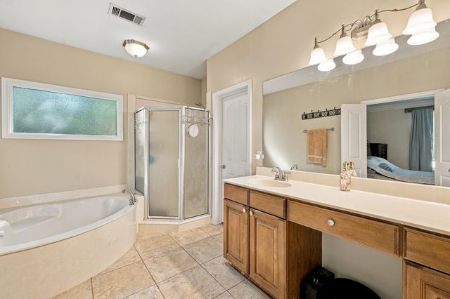 8575 STABLEMILL LN, Memphis, TN 38016