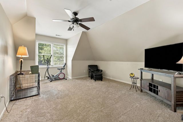8575 STABLEMILL LN, Memphis, TN 38016