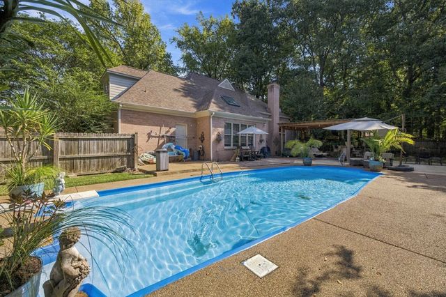 8575 STABLEMILL LN, Memphis, TN 38016