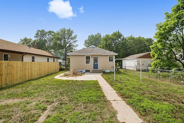 122 30th Avenue N, Saint Cloud, MN 56303