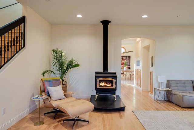 421 Centennial Street, Santa Cruz, CA 95060