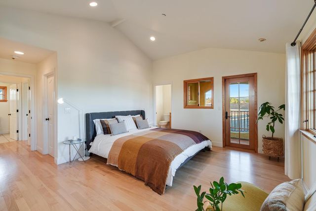 421 Centennial Street, Santa Cruz, CA 95060