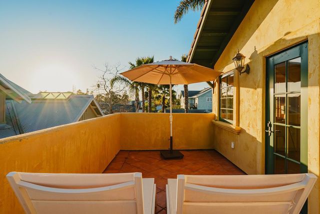 421 Centennial Street, Santa Cruz, CA 95060