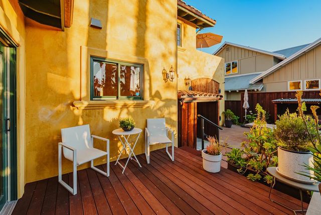 421 Centennial Street, Santa Cruz, CA 95060