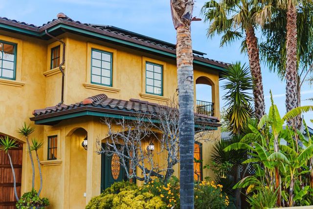 421 Centennial Street, Santa Cruz, CA 95060