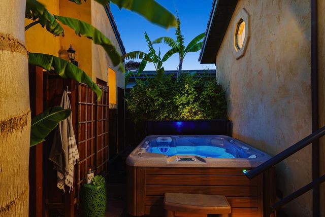 421 Centennial Street, Santa Cruz, CA 95060